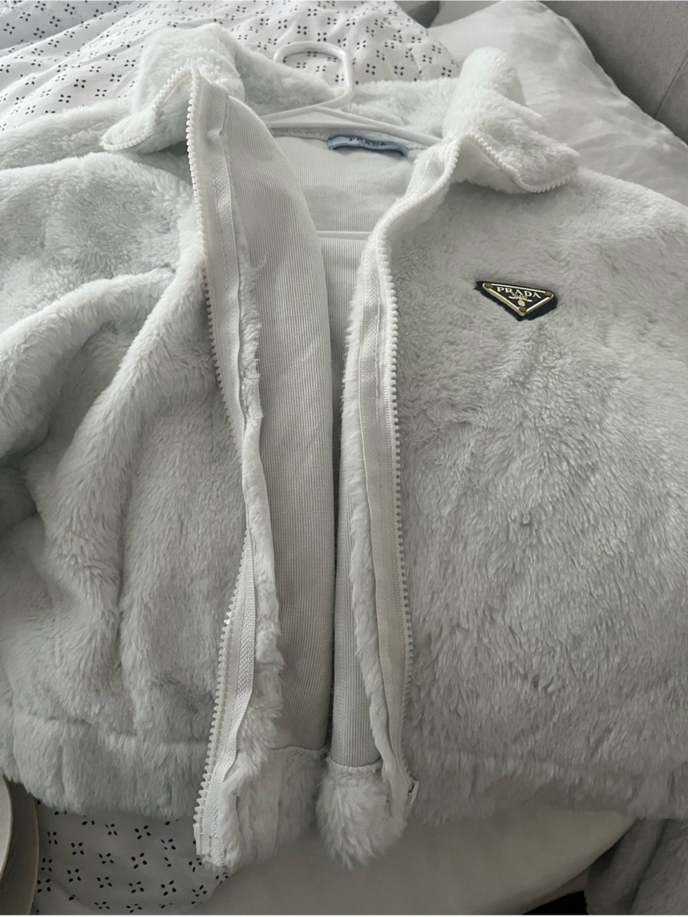 Prada white faux fur jacket - Picture 12 of 16